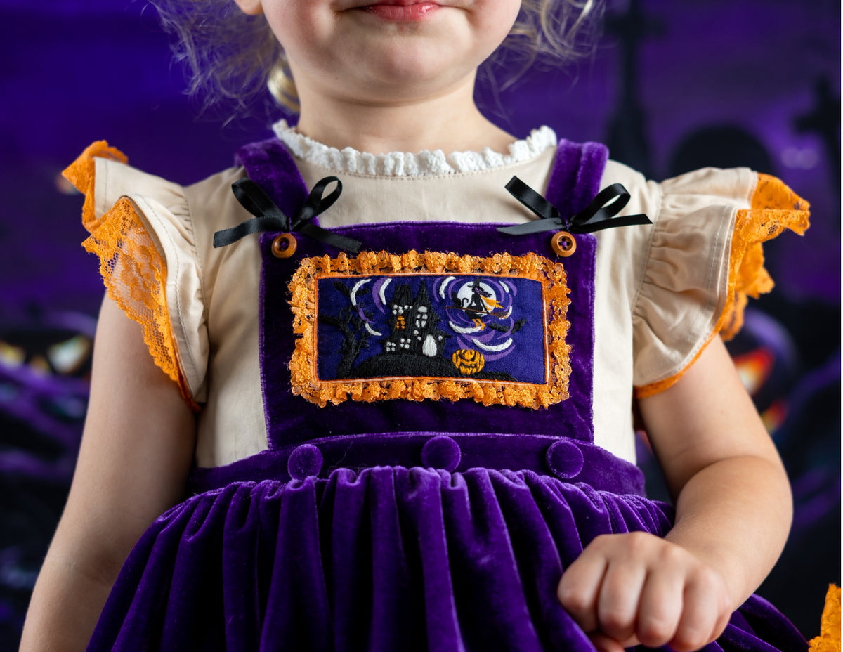 Robe de soirée spéciale Halloween en velours à volants et dentelle « Spooky Pumpkin Moonlight » pour filles – Robe brodée de boutique