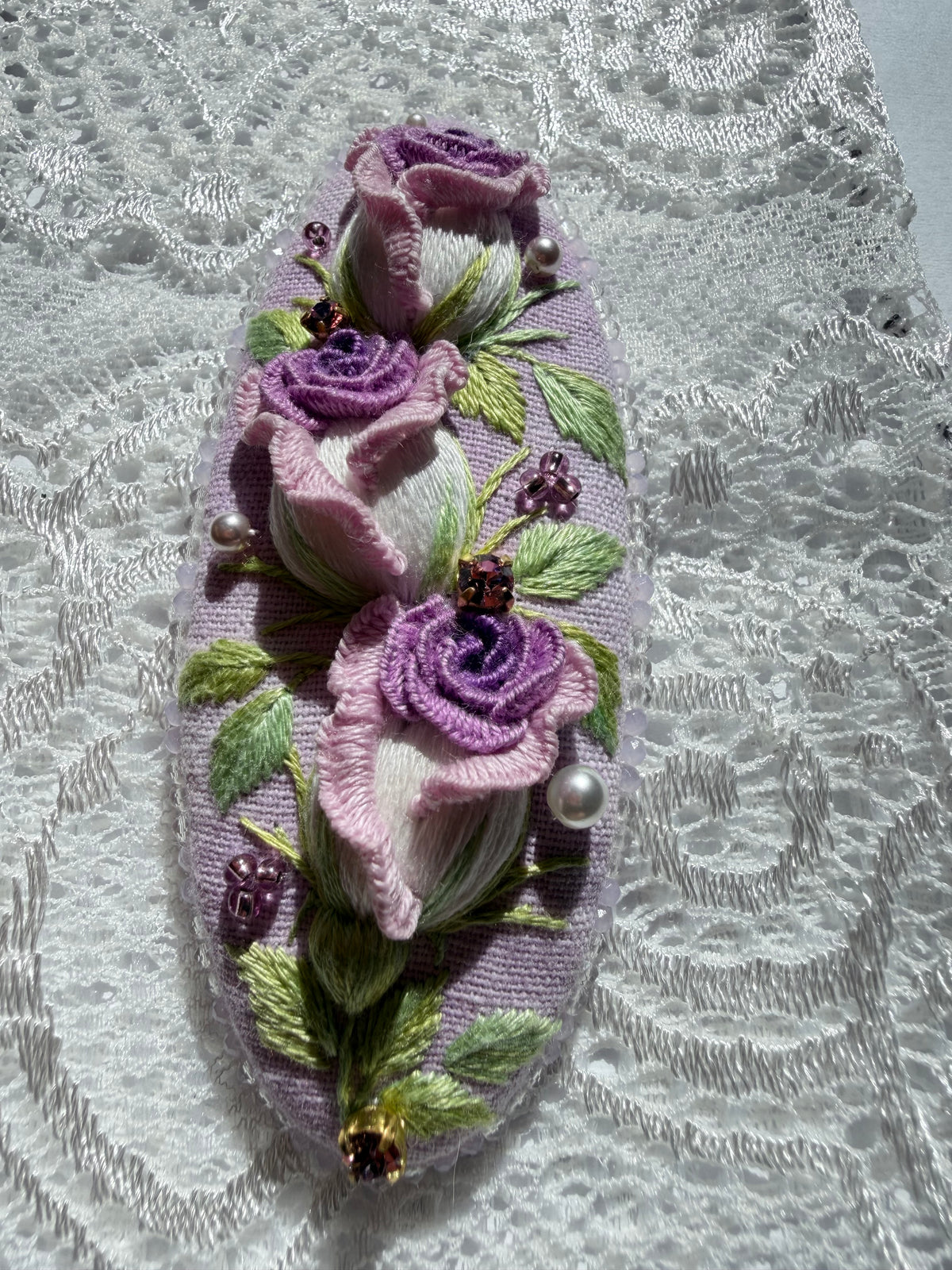 Hand-Embroidered 3D Rose Hair Clip — Lilas, Lavender