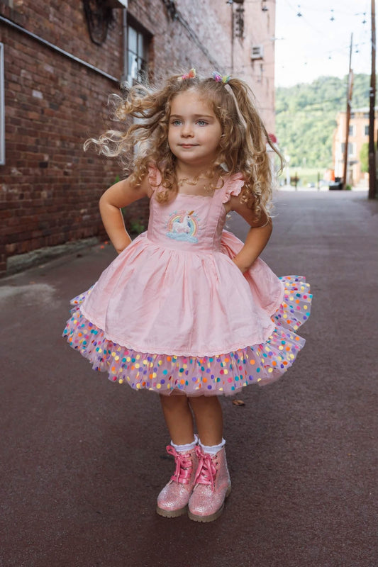 Robe Licorne de Rêve – Corsage BRODÉ À LA MAIN | Robe de Fille en Coton Style Boutique | Style Héritage Volants en Tulle et Dentelle