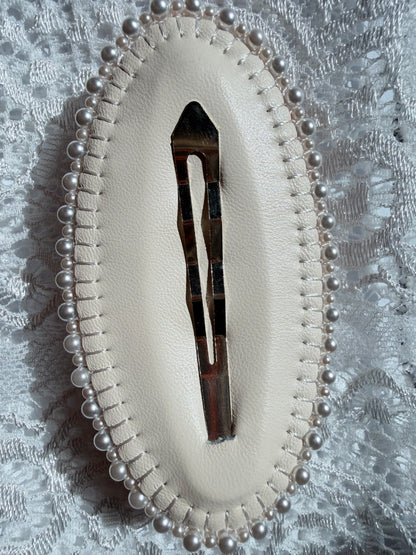 Hand-Embroidered 3D Rose Hair Clip — Abricot, Apricot & Cream