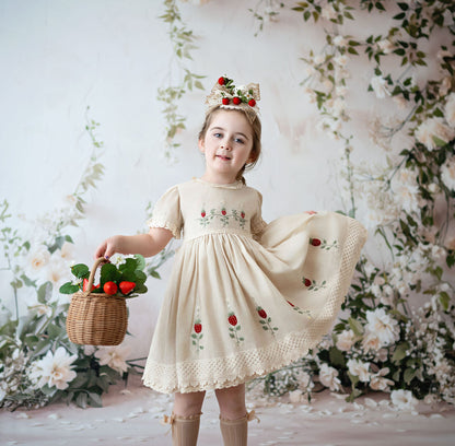 Robe brodée de luxe « Souvenir Fraise » pour filles | Robe d'été pour anniversaire et occasions spéciales