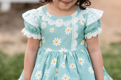 Daisy Afternoon Dress – Floral Print Vintage Inspired Cotton Boutique Girls Dress | Lace Ruffle Heirloom Style