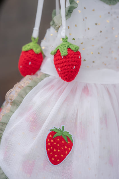Robe Lumière Fraise – Robe de Fille de Boutique d'Inspiration Vintage | Style Héritage en Mousseline Volantée Imprimé Fraise