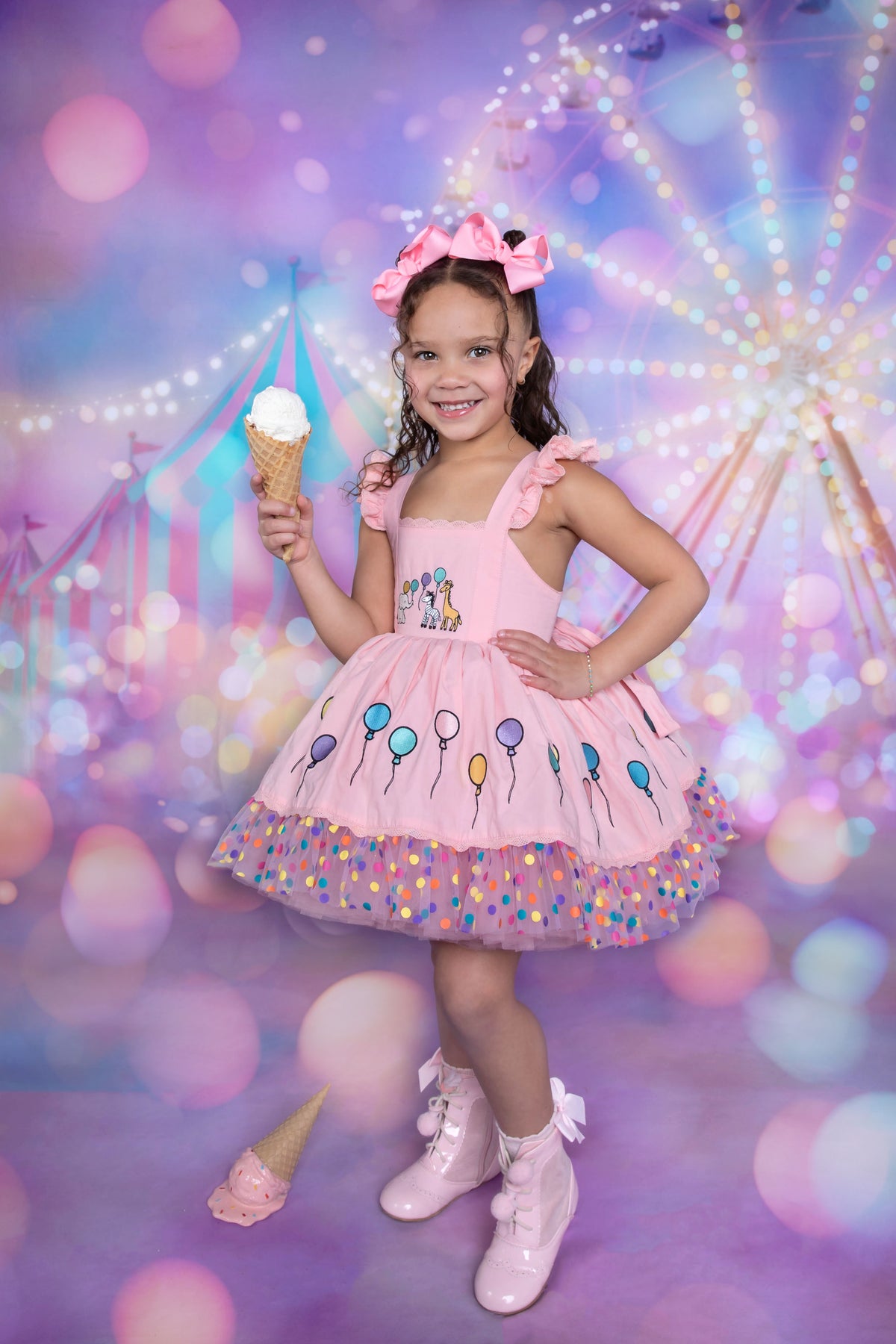 Robe Parade en Rose – Robe Boutique Fille Coton Brodé à la Main d'inspiration Vintage | Style Héritage Dentelle Tulle Volants