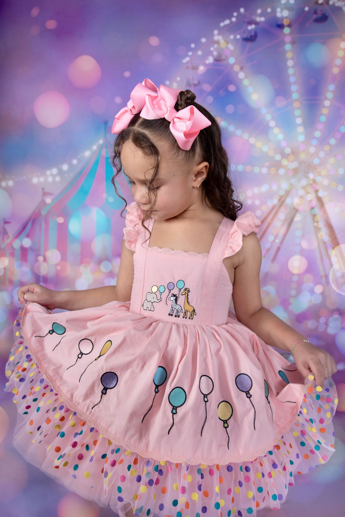 Robe Parade en Rose – Robe Boutique Fille Coton Brodé à la Main d'inspiration Vintage | Style Héritage Dentelle Tulle Volants