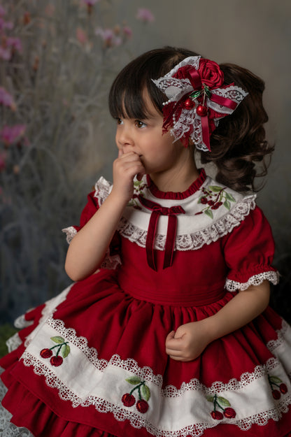 Douce Fleur de Cerisier – Robe de Fille en Coton Brodé Main d'Inspiration Vintage | Jupon en Dentelle à Volants Style Héritage